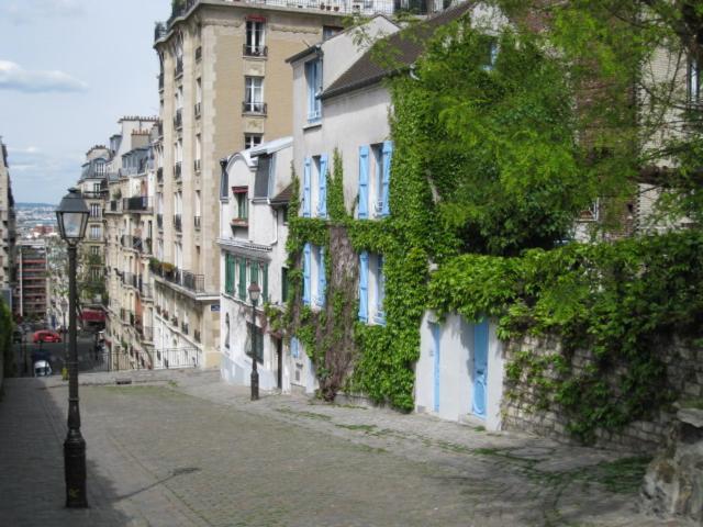 Quiet Apartment Hill Of Montmartre Paris Exterior foto